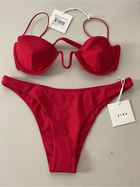 New With Tags Ziah  Red Underwire Bikini Set - Size 6